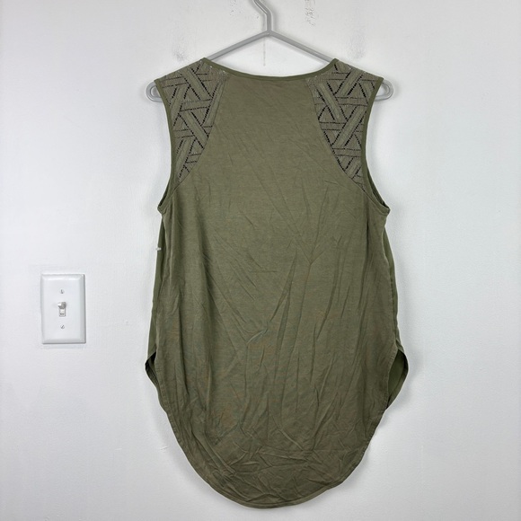 Banana Republic Olive Green Sleeveless Blouse | Textured Panel | Work to Casual - Picture 7 of 7